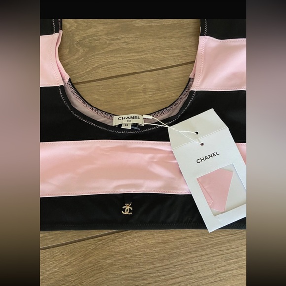 NWT CHANEL Pink&Black Striped Crop Top/bikini top size XS - Picture 3 of 11